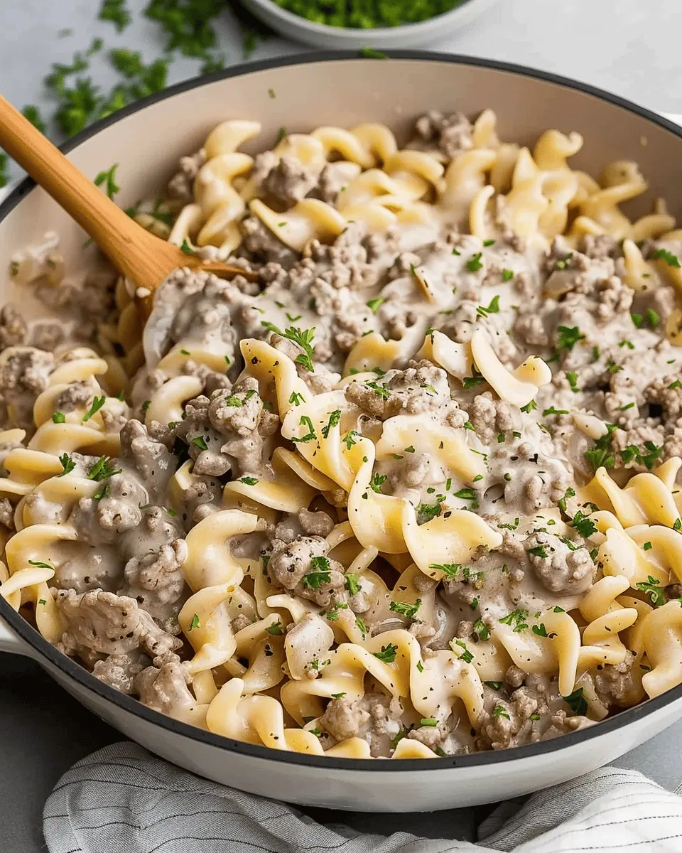 30-Minute Ground Beef Stroganoff: A Comforting Family Delight