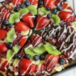 Fruit Pizza Strawberry & Chocolate