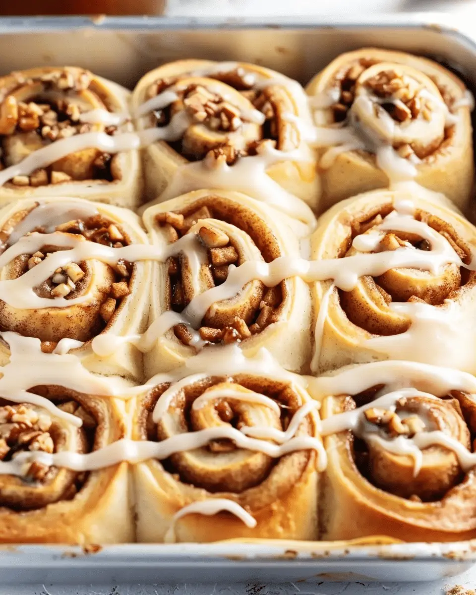 Soft Baked Apple Cinnamon Rolls: A Warm Indulgence for Home Chefs