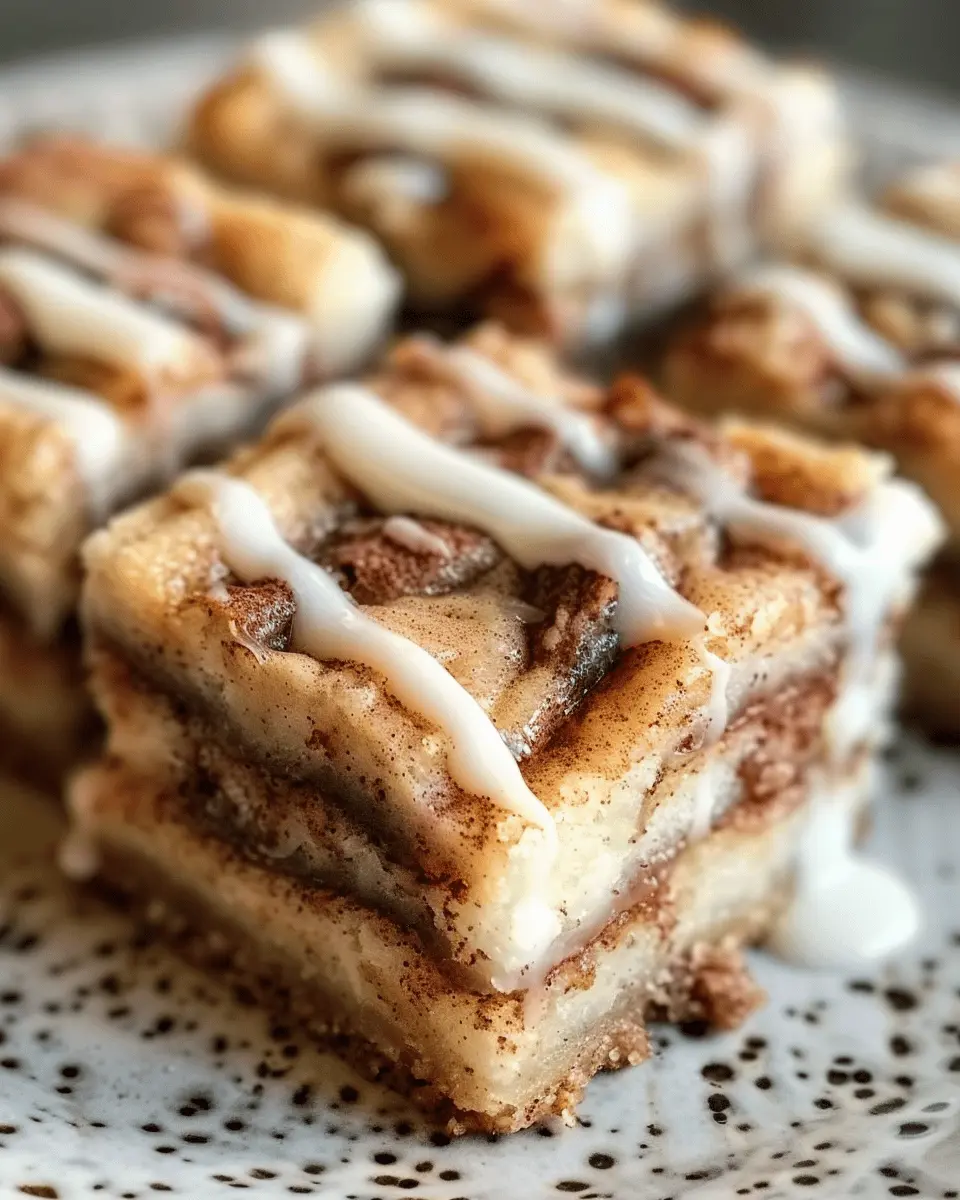 Cinnamon Roll Bliss Bars: Easy Indulgence for Sweet Cravings