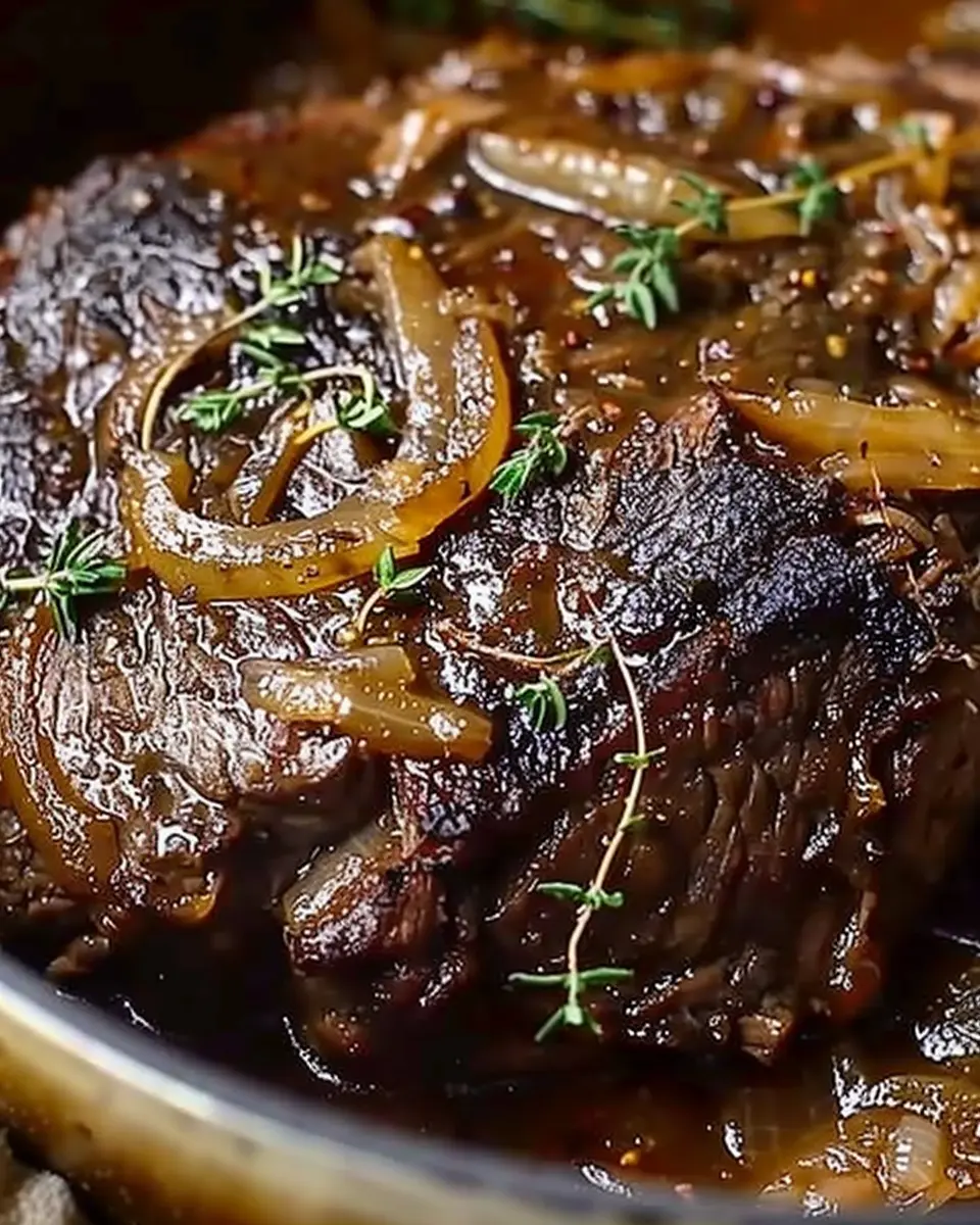 Comforting French Onion Pot Roast: A Juicy Feast for All